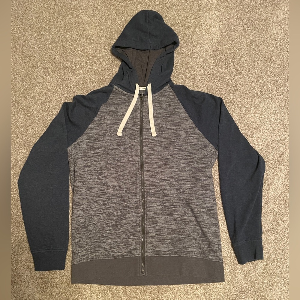Urban Pipeline Ultimate Hoodie Medium